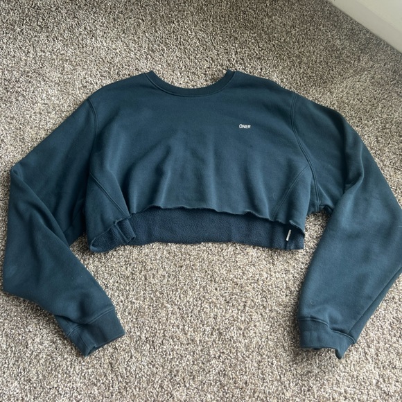 Oner Active Tops - oner active cropped crewneck